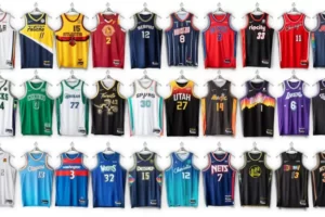 ¿Por qué el fenómeno de las camisetas baloncesto baratas y cada nueva camiseta futbol domina las calles?