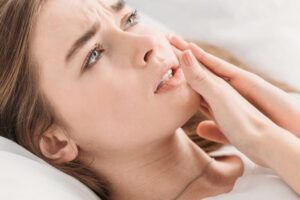 Medicinas más efectivas para dolor dental nocturno y tratamientos recomendados
