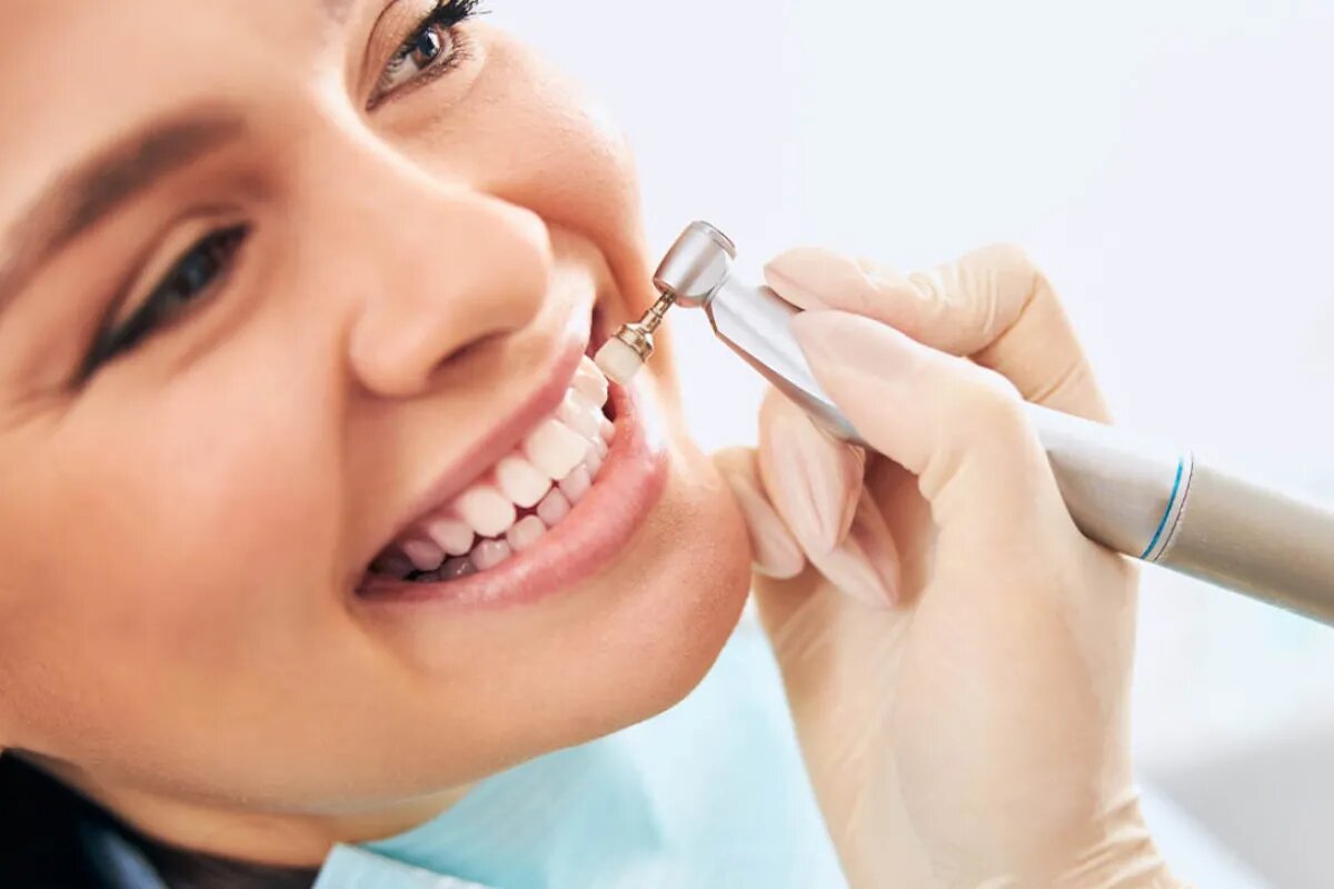 Tratamientos Dentales Estéticos para una Sonrisa Radiante